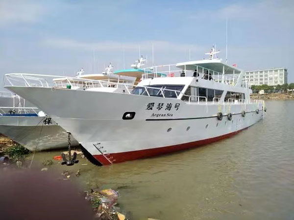 钢制船