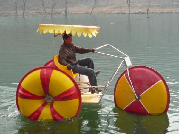 水上三轮车